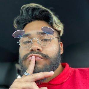 Meet your Posher, Eric